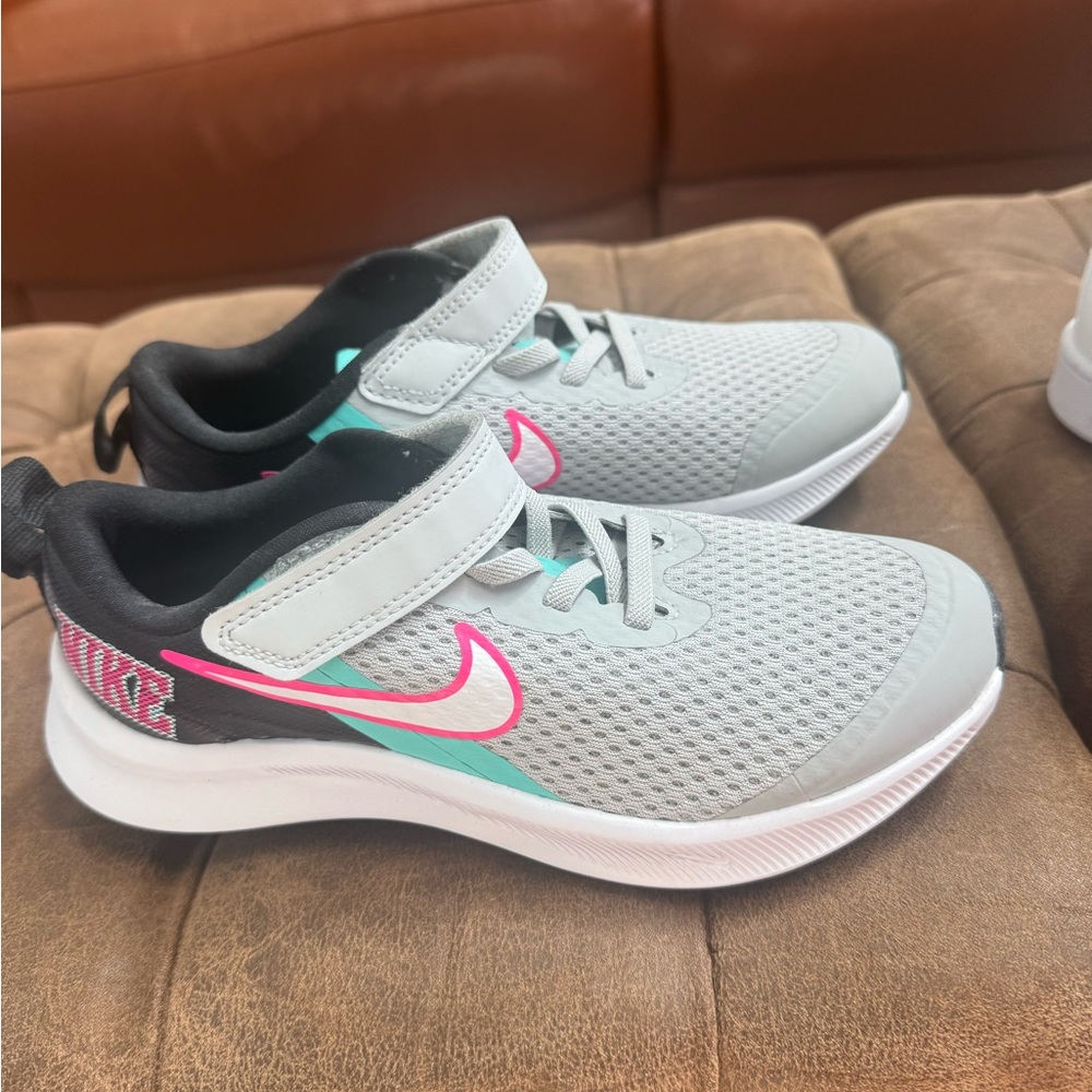 Nike Kids' Gray and Pink Sneakers